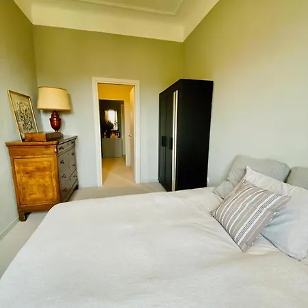 Correggio Apartman *